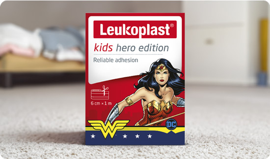 Wonder Woman Plasters in Room
