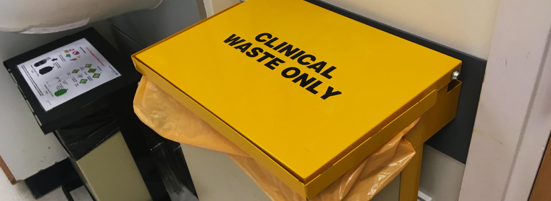 Cliniical waste only bin